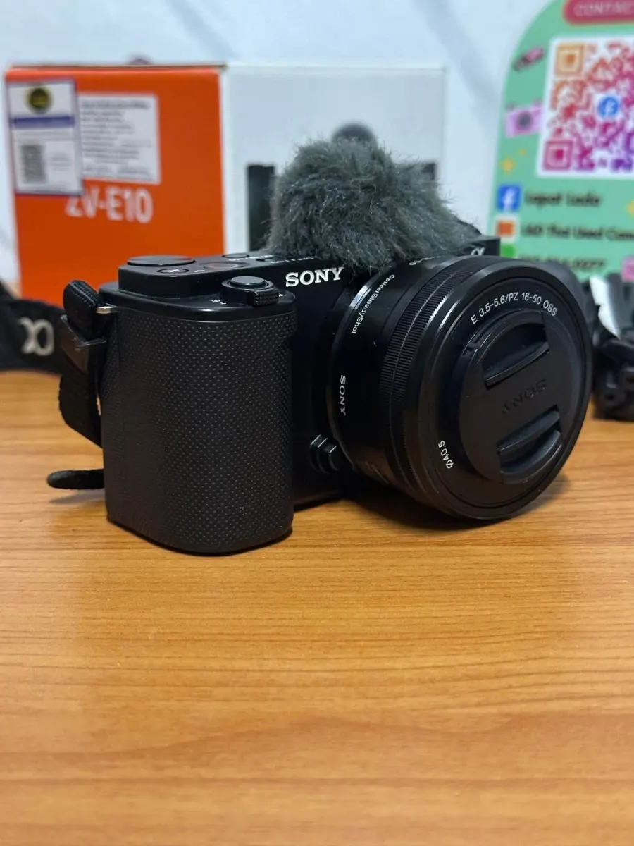 Sony ZV-E10 พร้อมเลนส์ Kit 16-50mm OSS